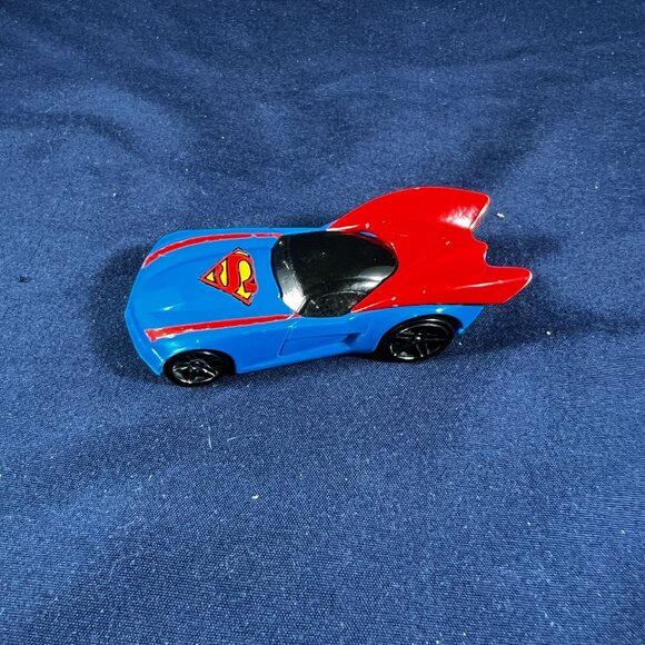 Superman Hot Wheels Die-Cast Toy Car Blue & Red Mattel 2012 Collectible Kids & A - Picture 4 of 5